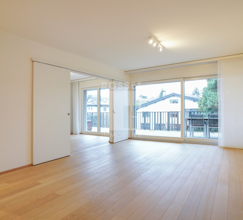 En exclusivité - Appartement de 5 pièces avec grande terrasse Exclusive - 5-room apartment with large terrace