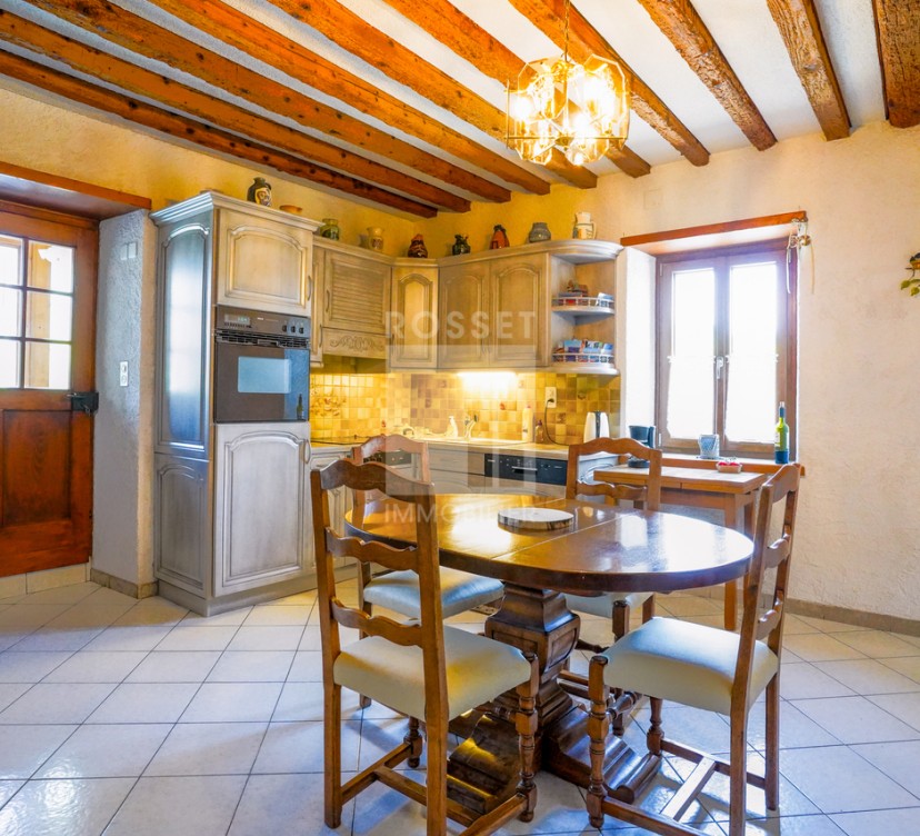 En Exclusivité : Belle maison villageoise au cœur du mandement