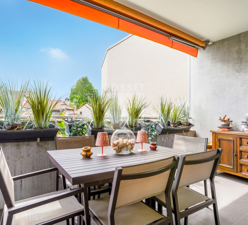 Bel appartement traversant de 5 pièces à Chêne-Bougeries
