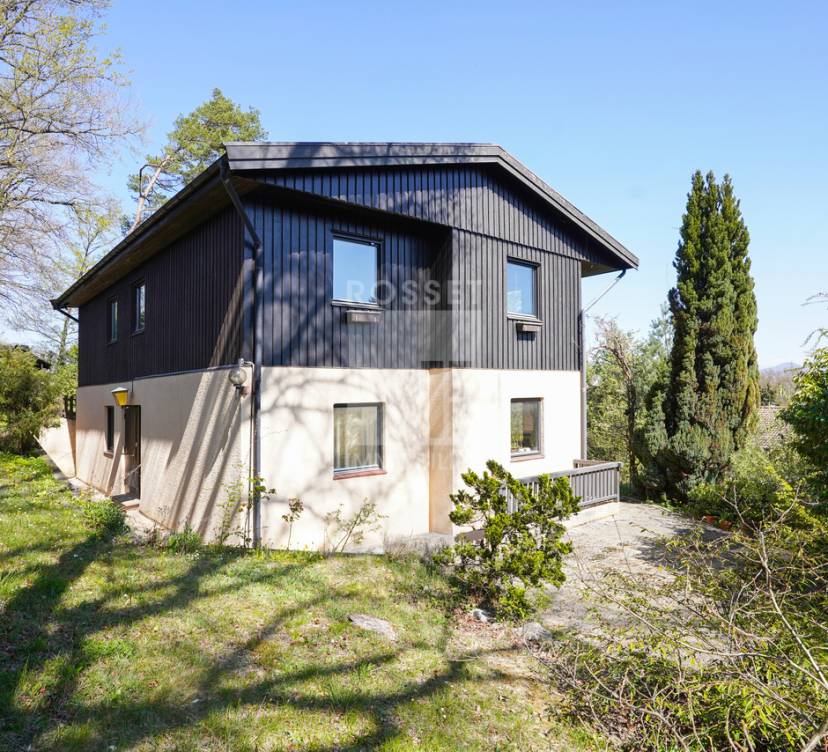 Belle villa individuelle à rénoverBeautiful detached villa to renovate