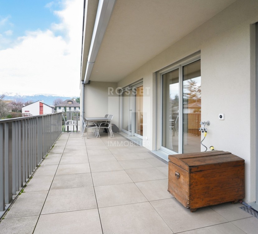 En exclusivité - Appartement de 5 pièces avec grande terrasse Exclusive - 5-room apartment with large terrace